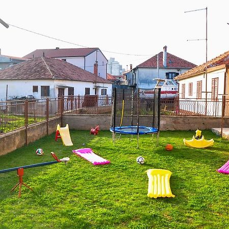 Apartment Rezo Zára Kültér fotó