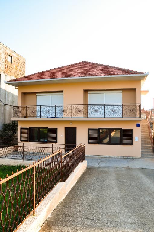 Apartment Rezo Zára Kültér fotó